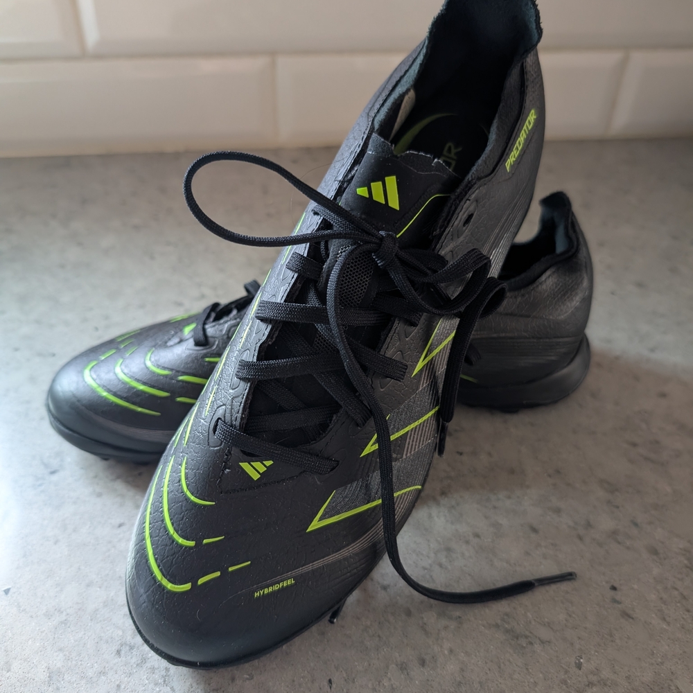 Adidas Predator Men's Black & Neon Green Soccer Cleats - Size 8 - Picture 7 of 7